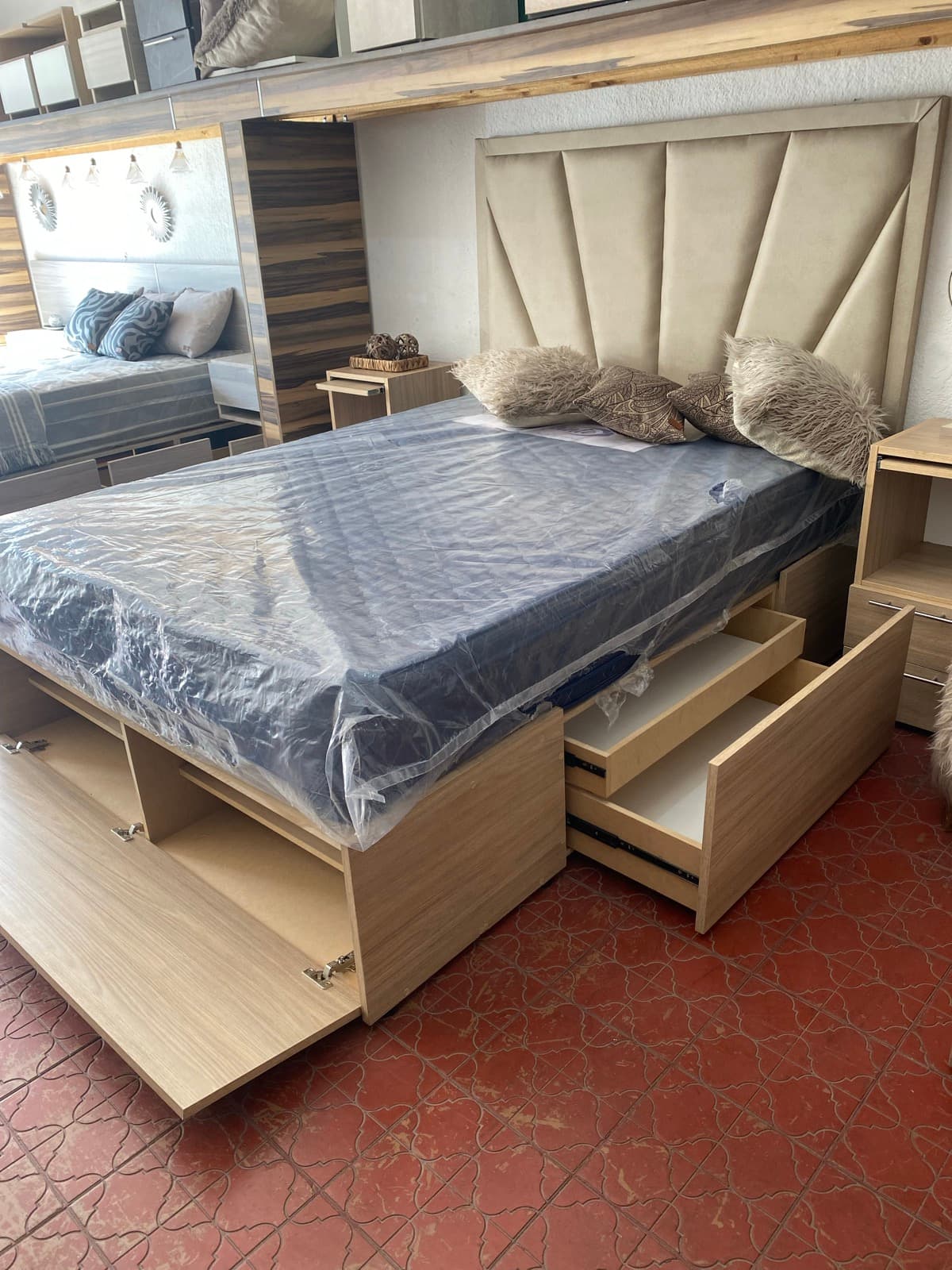 Base Box Luxury detalle acabado