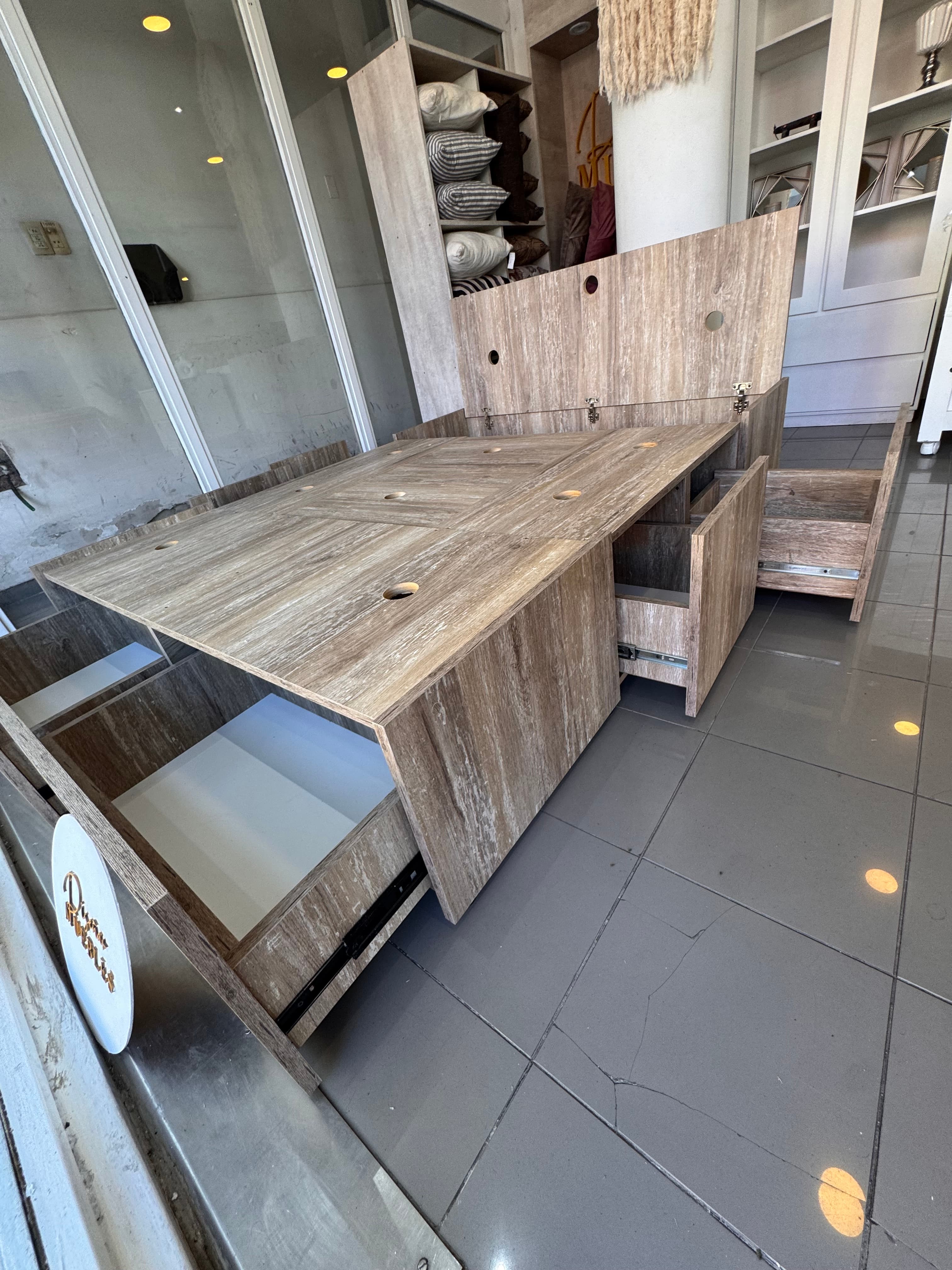 Base Box Premium en showroom