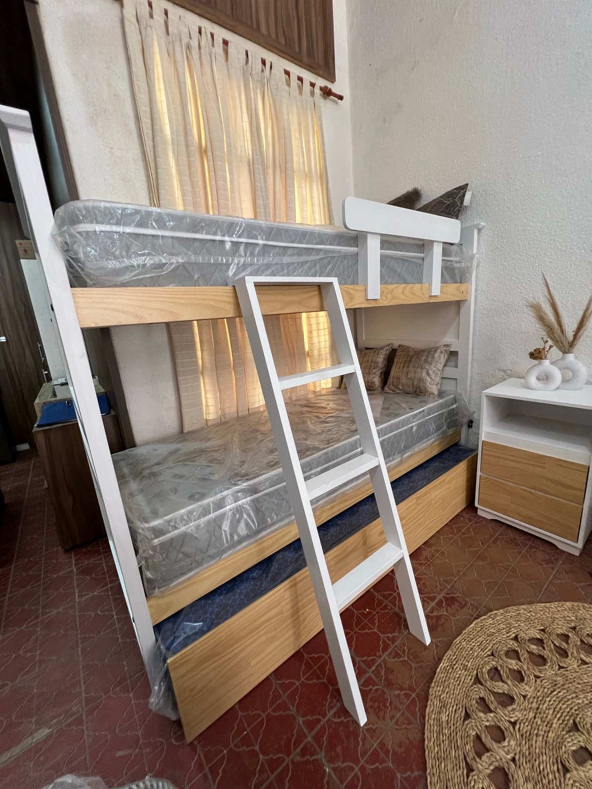 Cucheta Entera detalle escalera