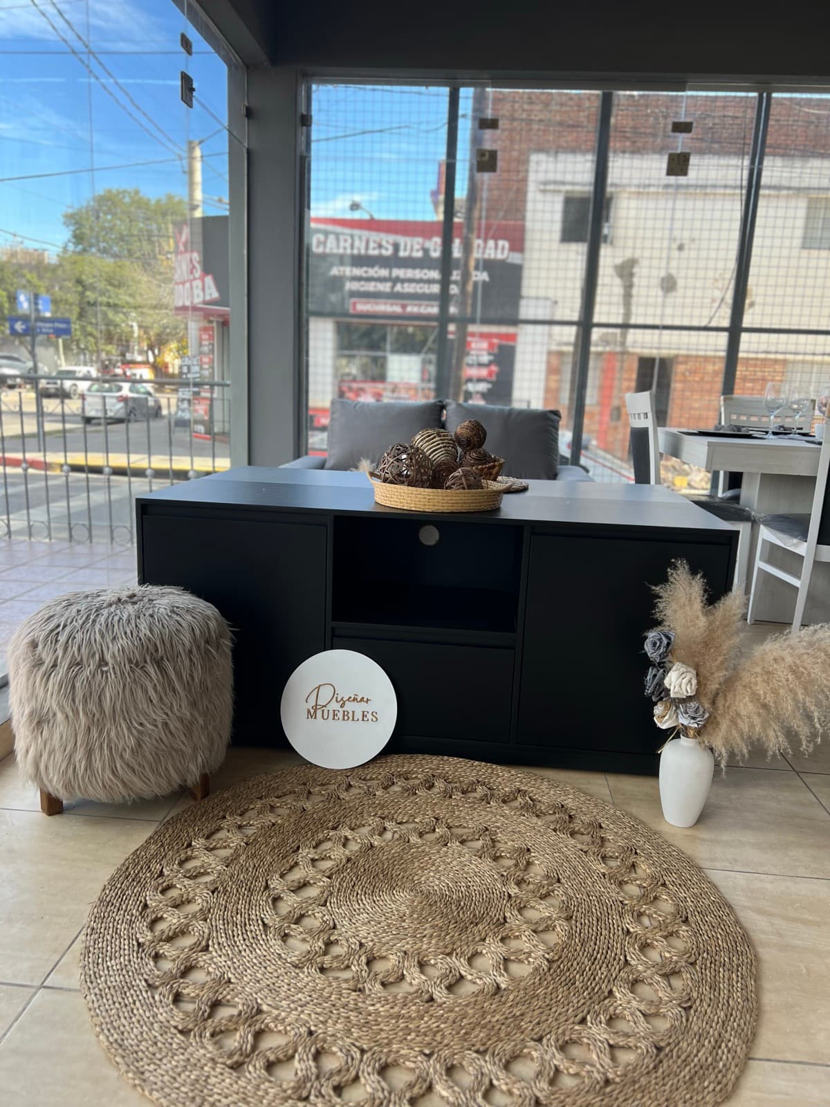 Rack TV Laqueado en living